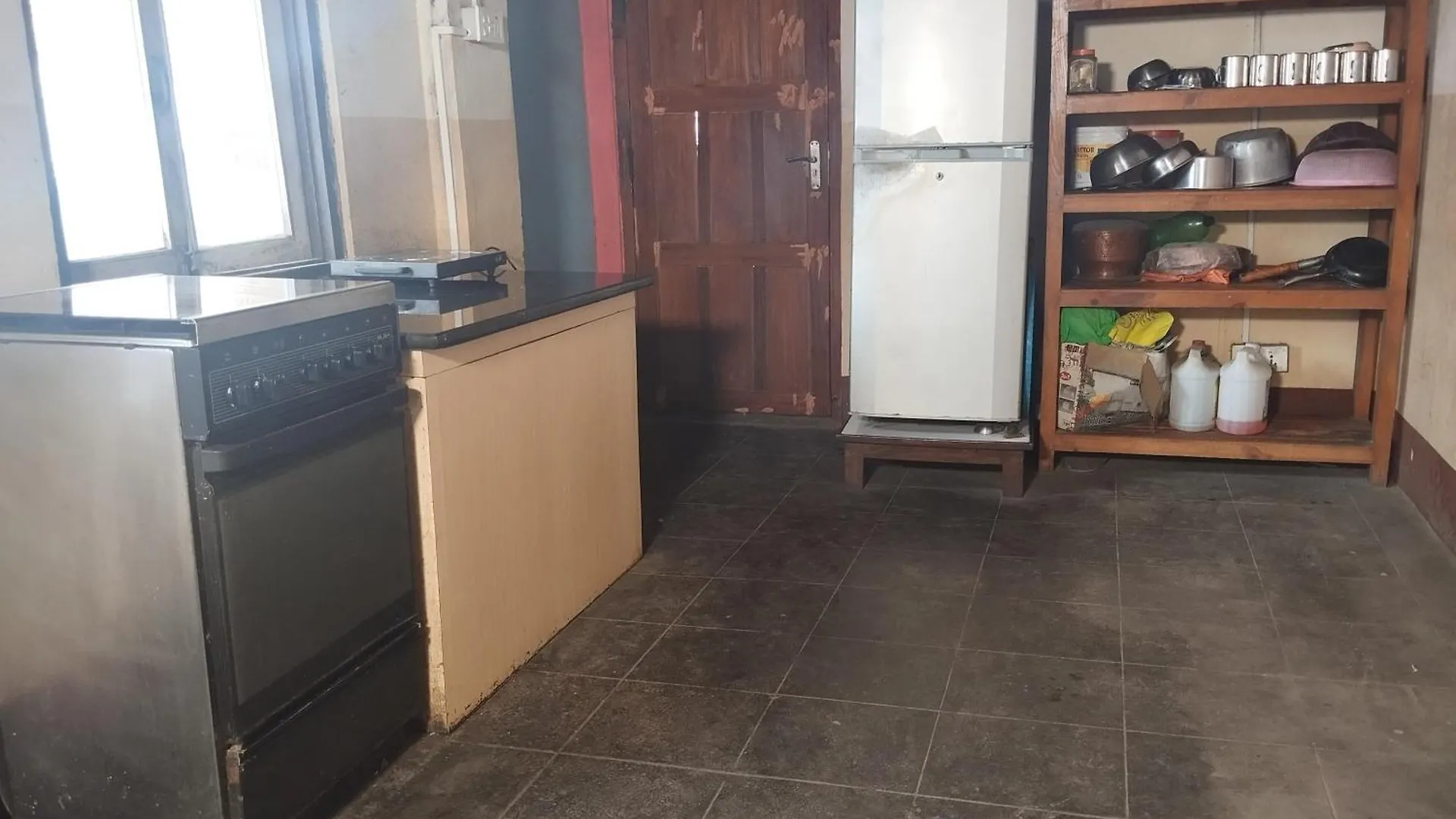 Metro Living Pg And Homestay Κατμαντού